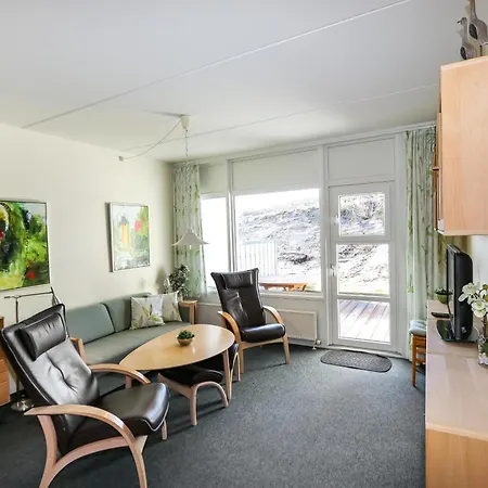 4 Personers I Stuestagen Sj3129 Daire Henne Strand